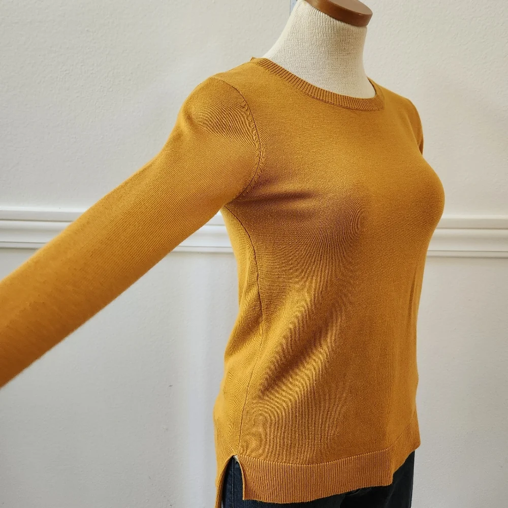Philosophy Crew Neck Sweater W/rivet Button - Picture 6 of 13